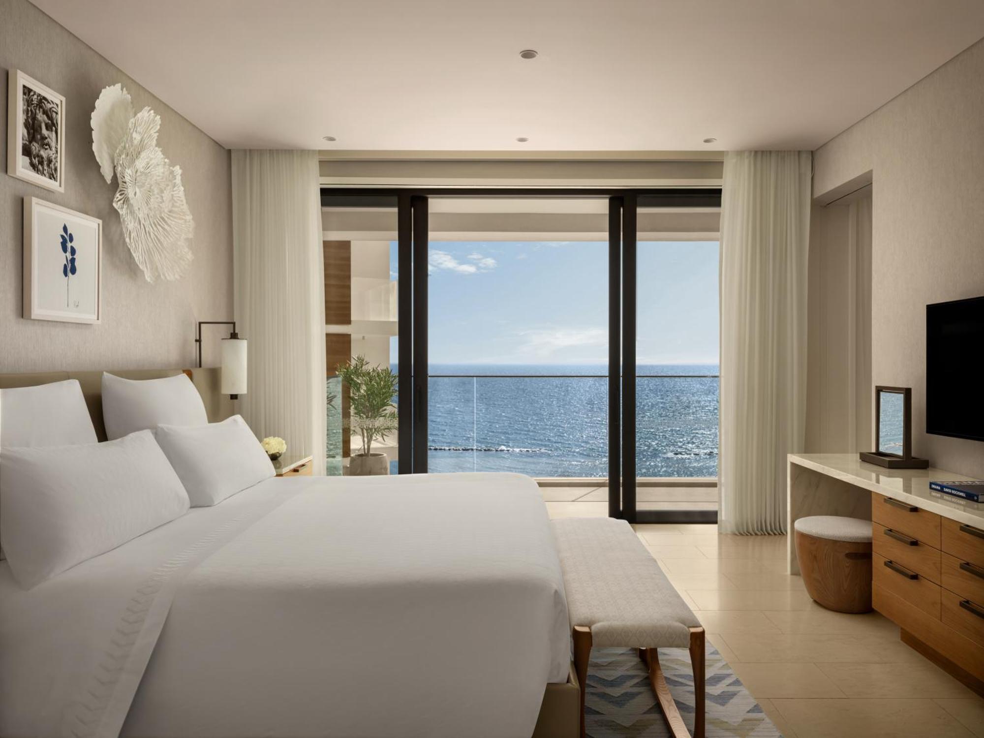 Grand Deluxe Seaview Suite Two Bedrooms,1769965921:JPEG